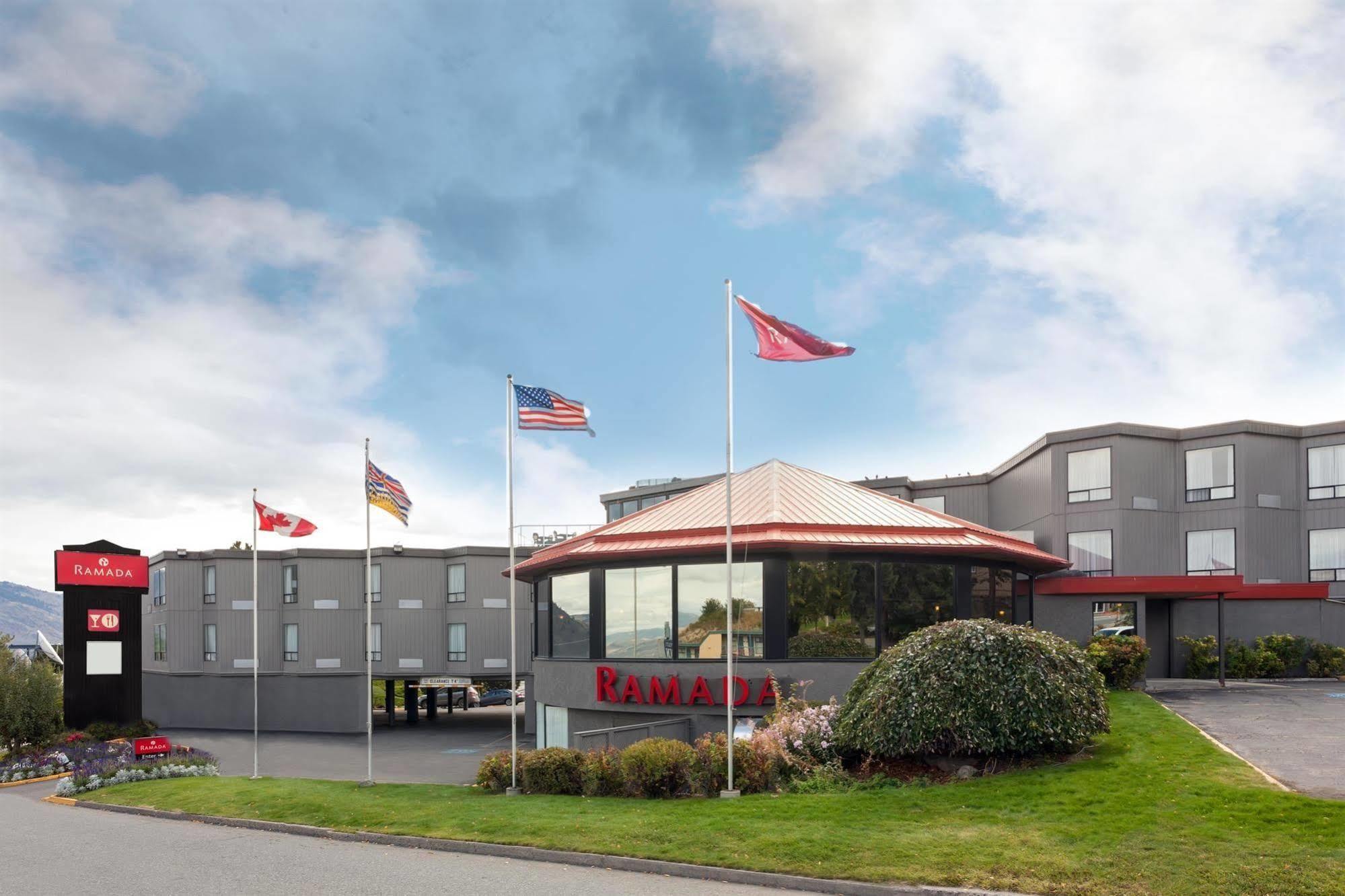 Ramada By Wyndham Kamloops Hotel Екстериор снимка